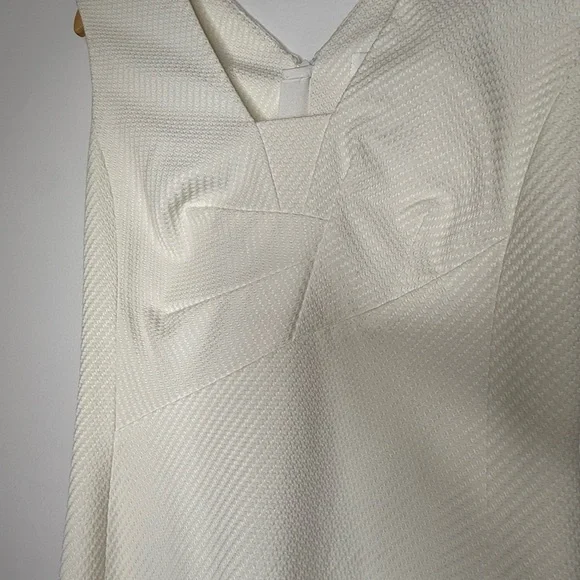 Reiss Tailored Textured Moon Sheath Dress - Picture 3 of 10